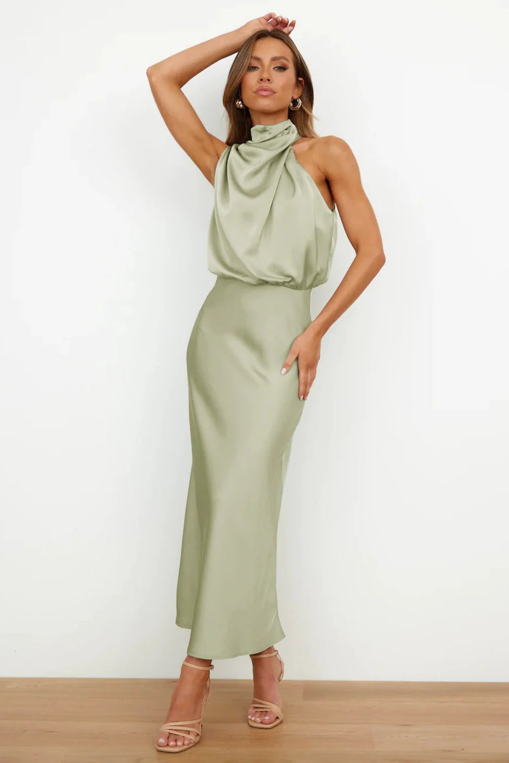 Violet™ | Vestido Sahara con Capas Elegantes