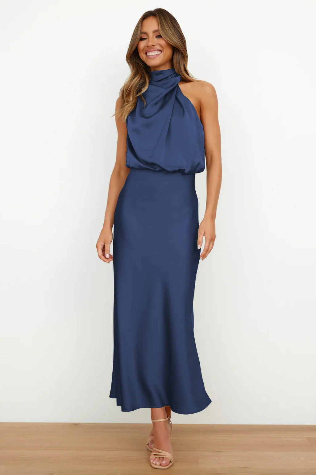 Violet™ | Vestido Sahara con Capas Elegantes