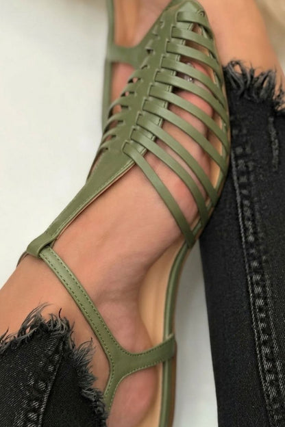 Sandalias cut-out esenciales casual Negro en punta con correa en T