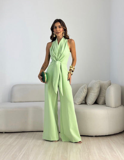 Conjunto sin mangas con atado al cuello y pantalón casual de pierna ancha
