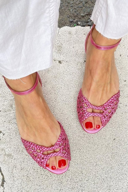 Sandalias cut-out trenzadas elegantes bajas en punta abierta con correa al tobillo