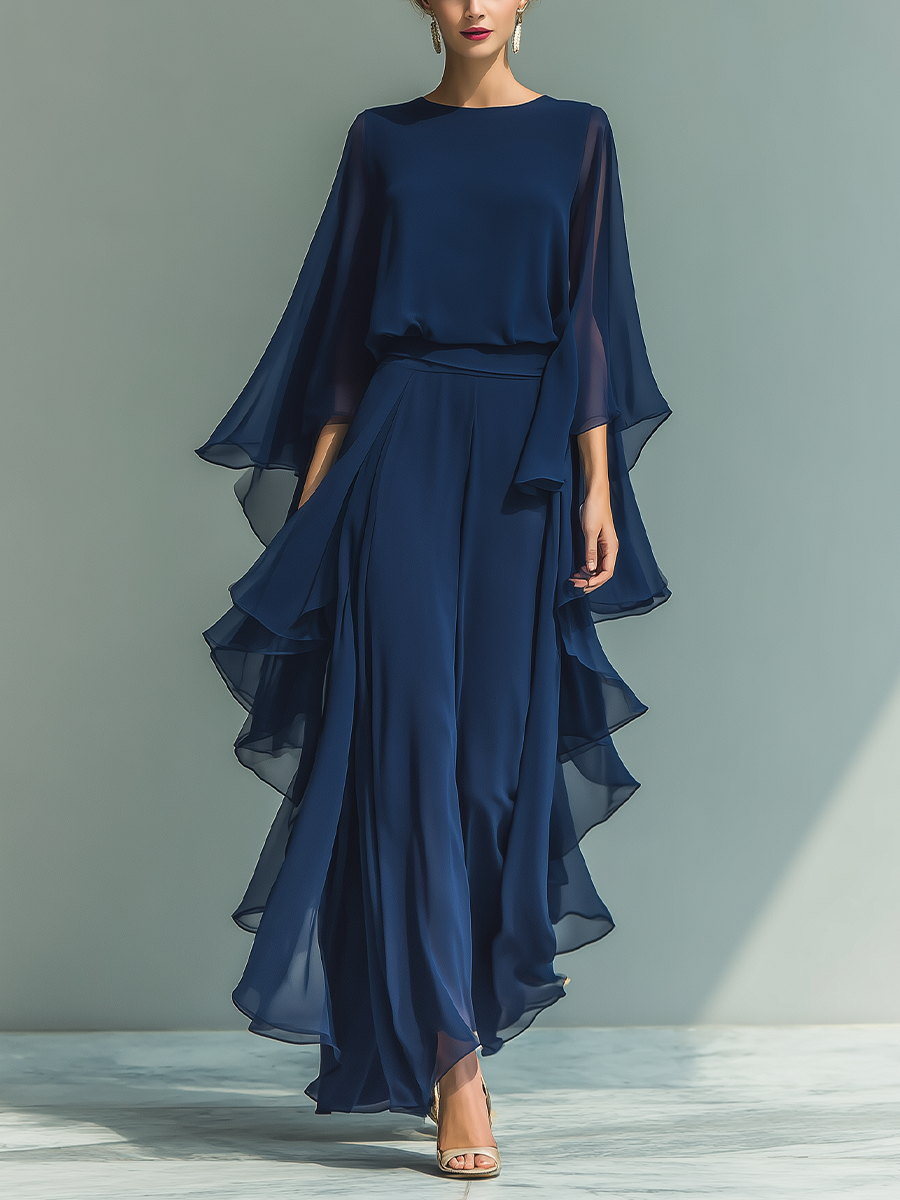 Conjunto de Top en Chiffon Azul Marino con Mangas Acampanadas y Pantalón Recto con Detalles de Volantes