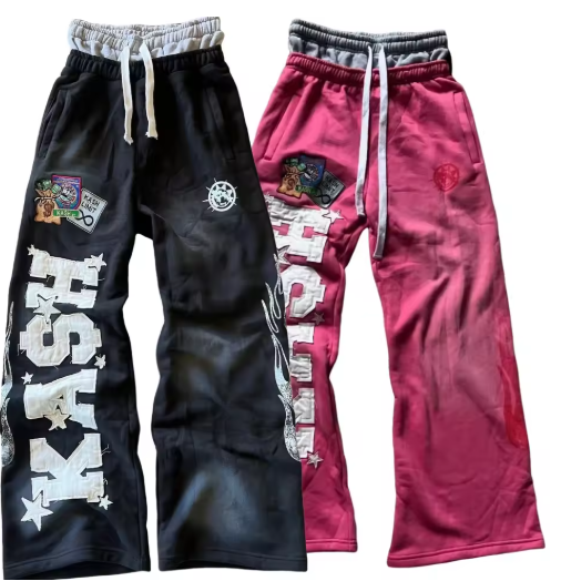 Pantalón jogger estampado urbano